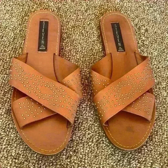 Steven by Steve Madden cross cross size 9 brown studded slide sandals - Picture 1 of 6